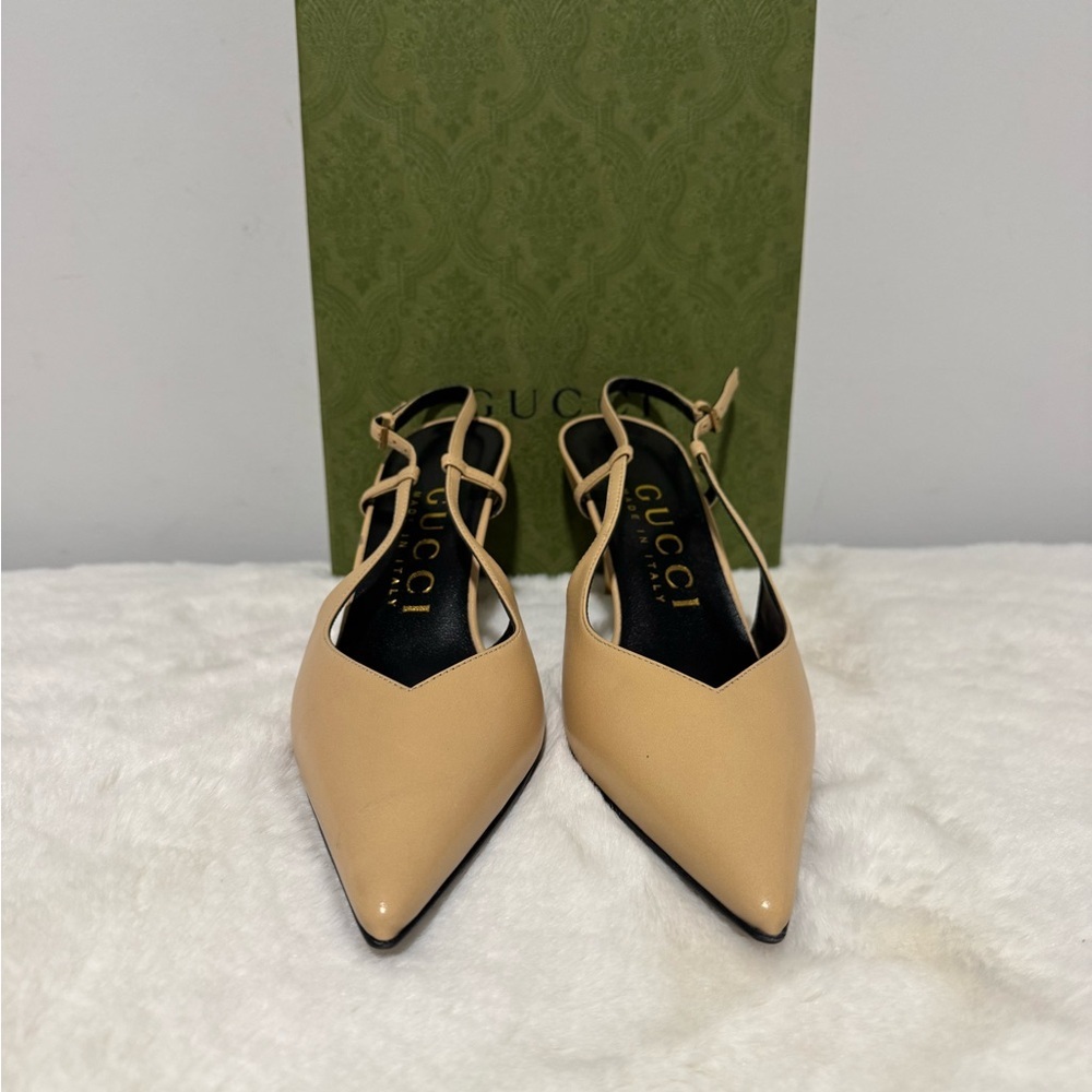 Gucci Women's Beige Slingback Heels - Picture 2 of 9